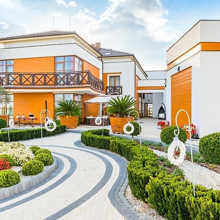 Hotel Kristoff Laszkow Ngoại thất bức ảnh